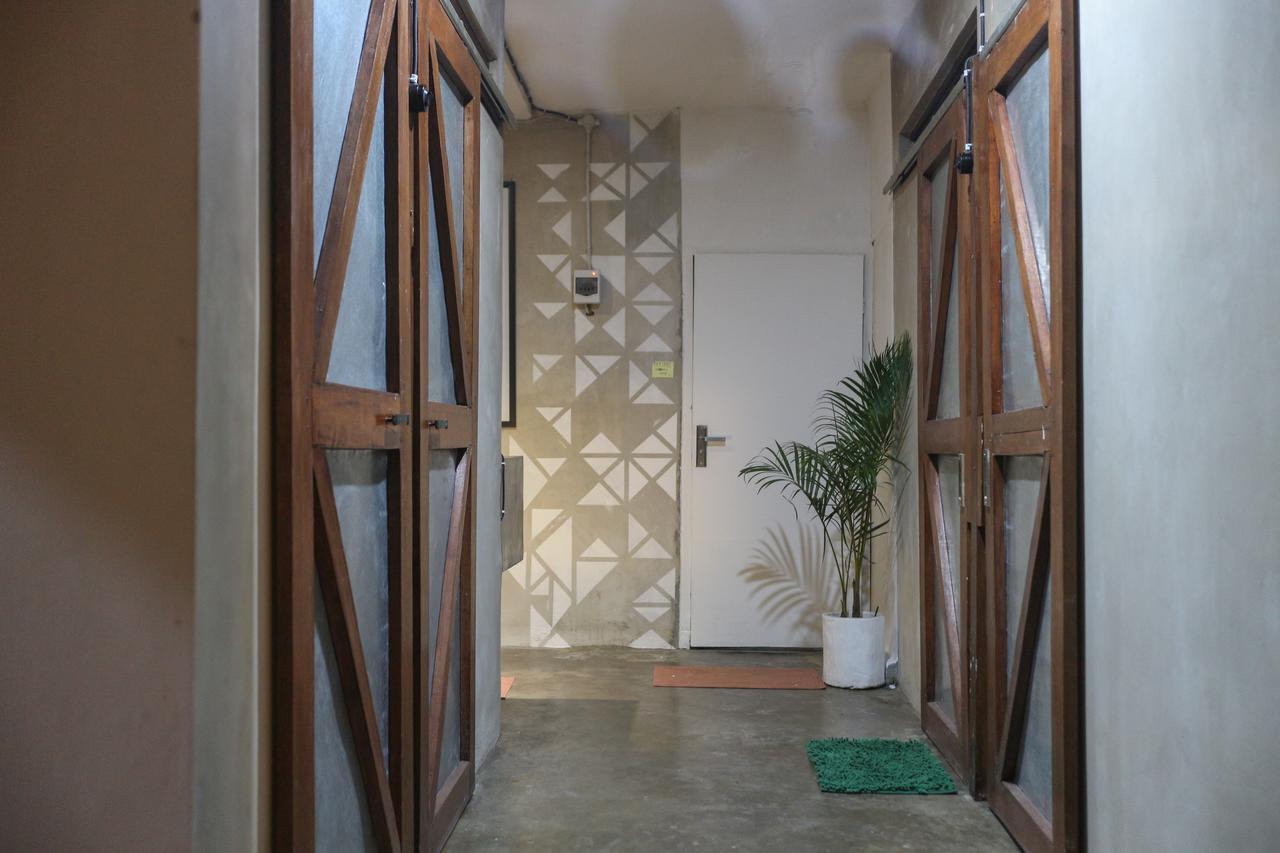 Trava House Hostel Yogyakarta Exterior photo